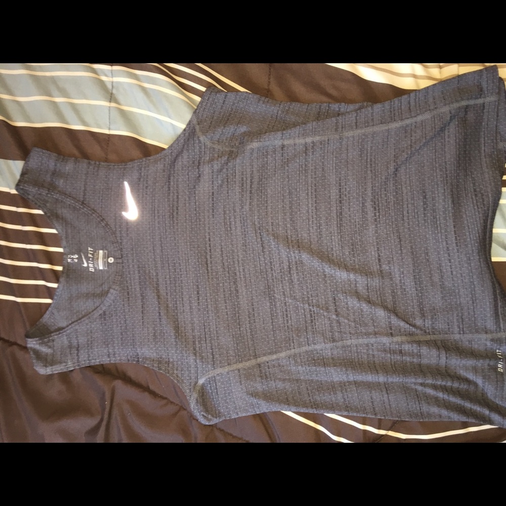 Nike tank top medium dri fit